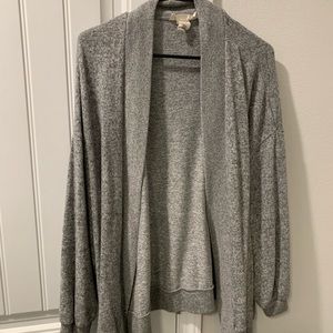 Comfy gray sweater!!!